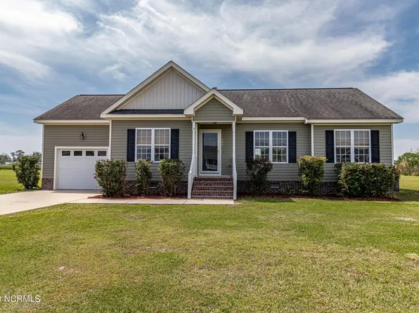 200 Labrador Court, La Grange, NC 28551