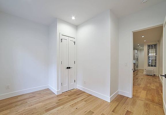 5th image of 308 E 82nd St #2E