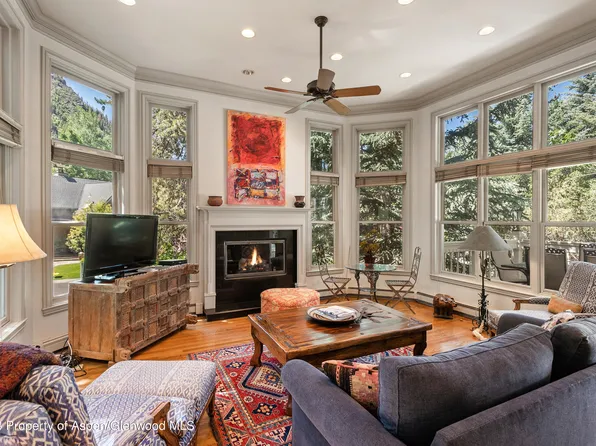 720 W Bleeker St, Aspen, CO 81611