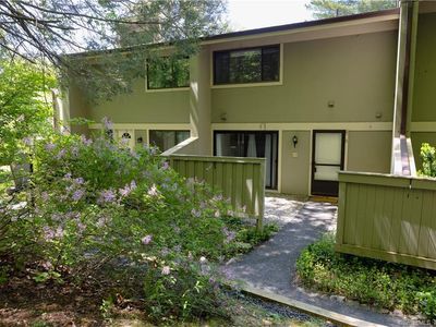 13 Clubhouse Drive #22B, Woodbury, CT, 06798