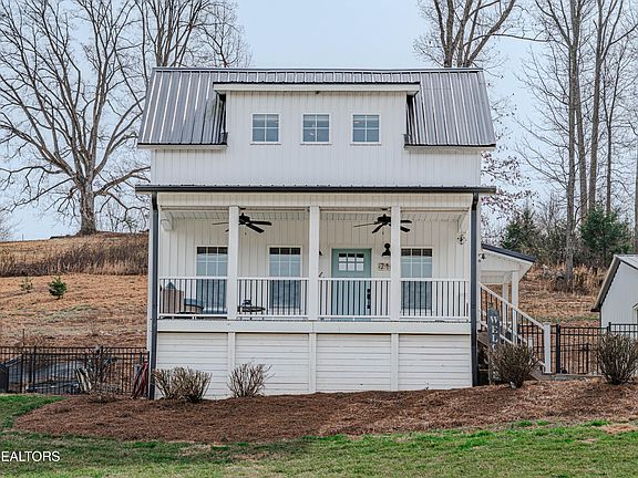 3rd image of 718 Offutt Rd