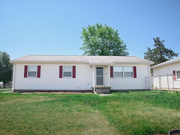 2nd image of 365 E Main St