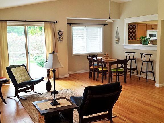 Living Room to Dining Rm