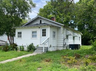 319 Washington St, Badin, NC 28009