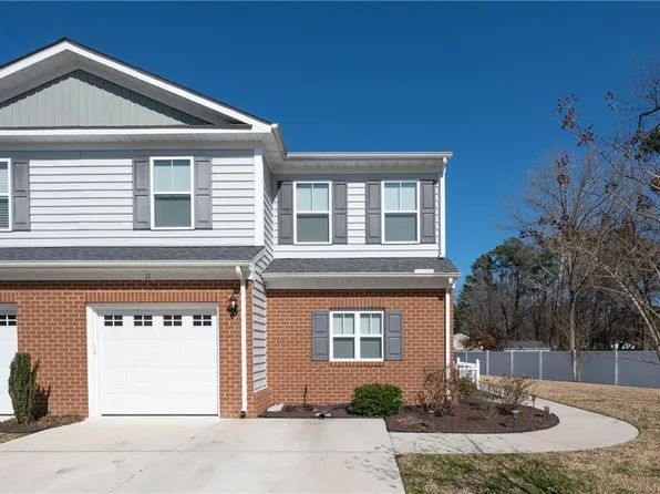 11 Franklin Ln, Poquoson, VA 23662
