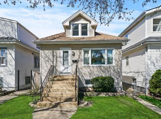 3830 N Octavia Ave, Chicago, IL