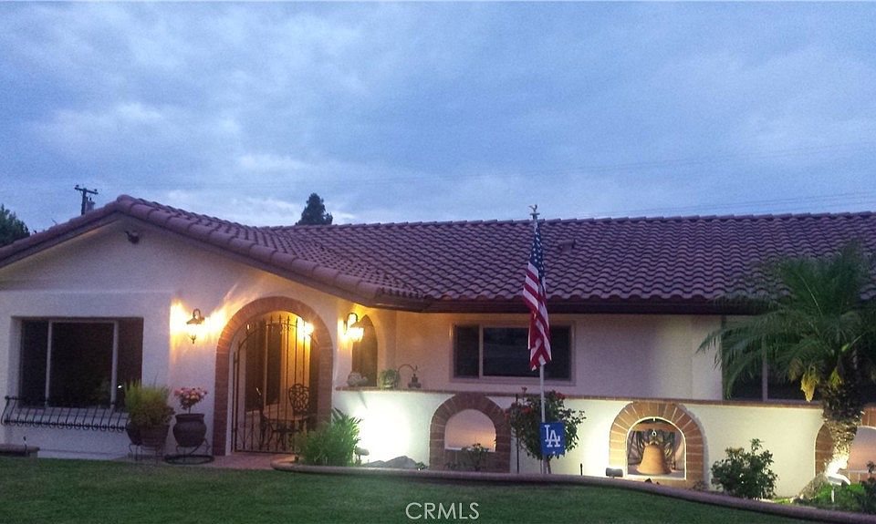 1st image of 511 Damien Ave
