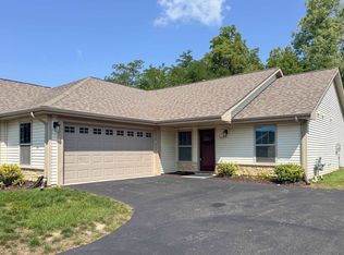 5604 Jackies Dr, Loves Park, IL 61111