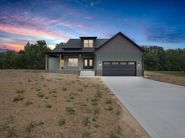 2615 Cooper Creek Rd, Woodlawn, TN 37191