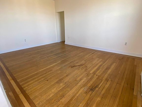 3rd image of 83-80 118th St #3D