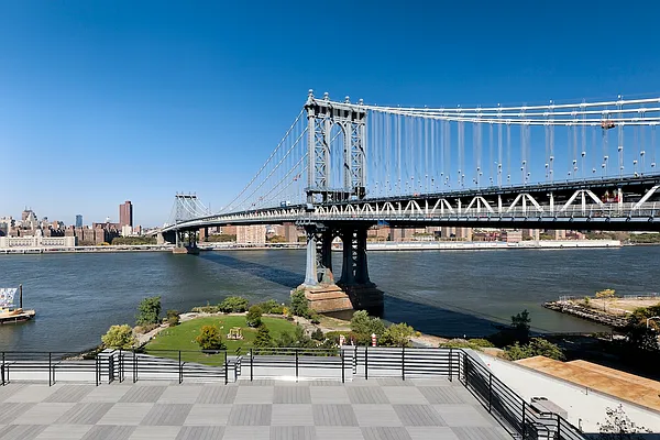 Rented by Two Trees | media 25