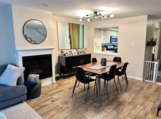 537 N Adams St APT 217, Glendale, CA 91206