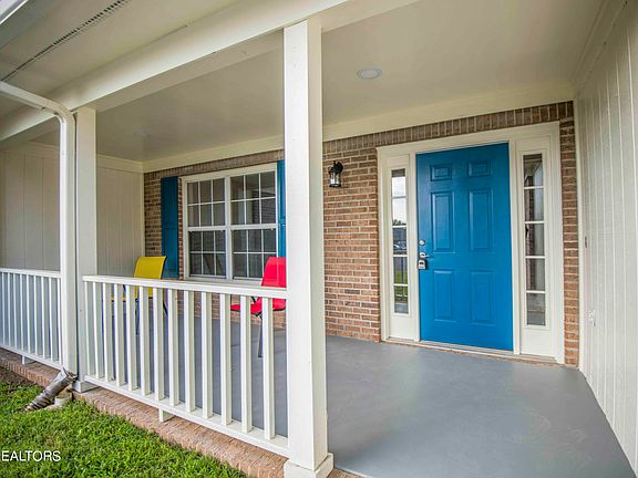 4th image of 1907 Locarno Dr