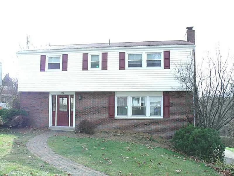 107 Briar Crest Dr photo 1