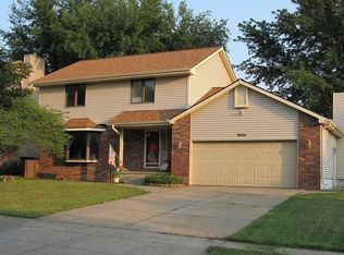 8109 Meredeth St, Lincoln, NE 68506