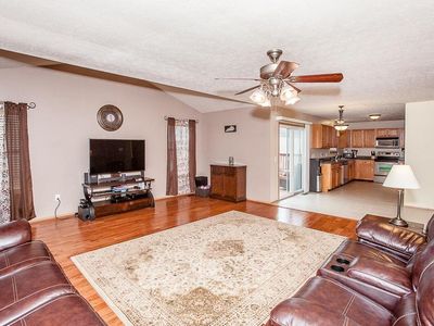 100 Dunn Cir, Georgetown, KY, 40324