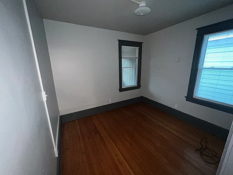 33 Franklin St #2 — Photo 9