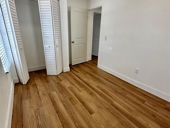 5th image of 2749 NW 29th St