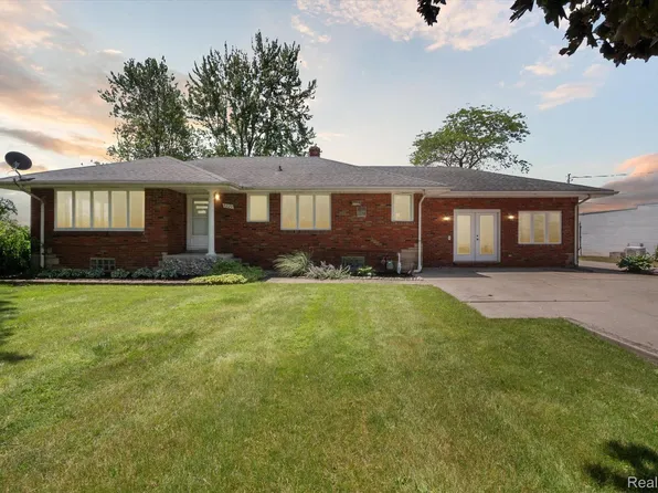 9229 N Dixie Hwy, Newport, MI 48166