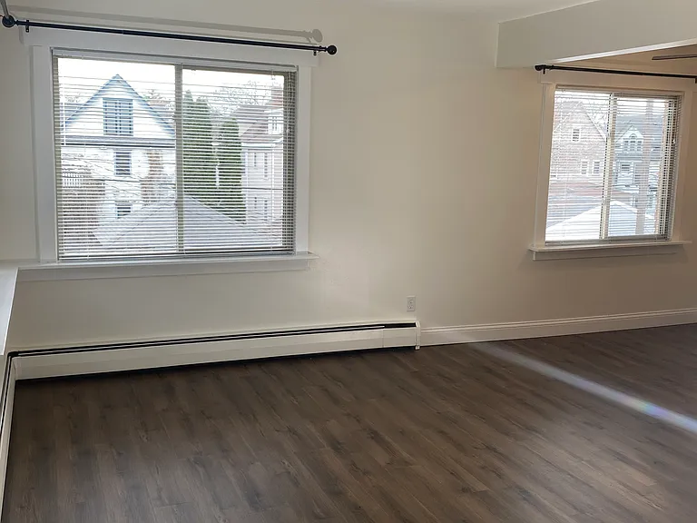 2736 Colfax Ave S #203 — Photo 6