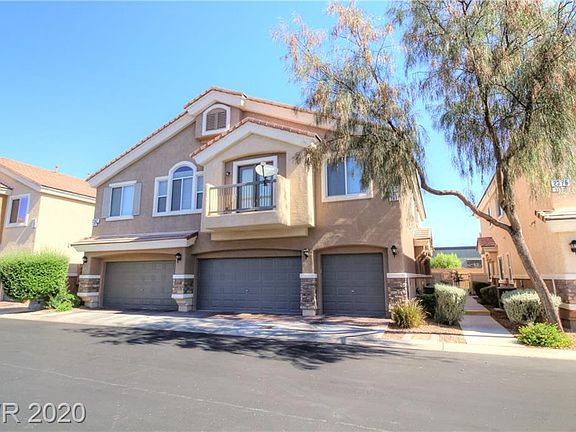 3rd image of 2362 Yellowstone Creek Dr Unit 101