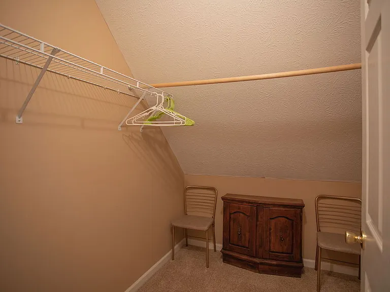 3441 Cross Meadow Dr — Photo 33