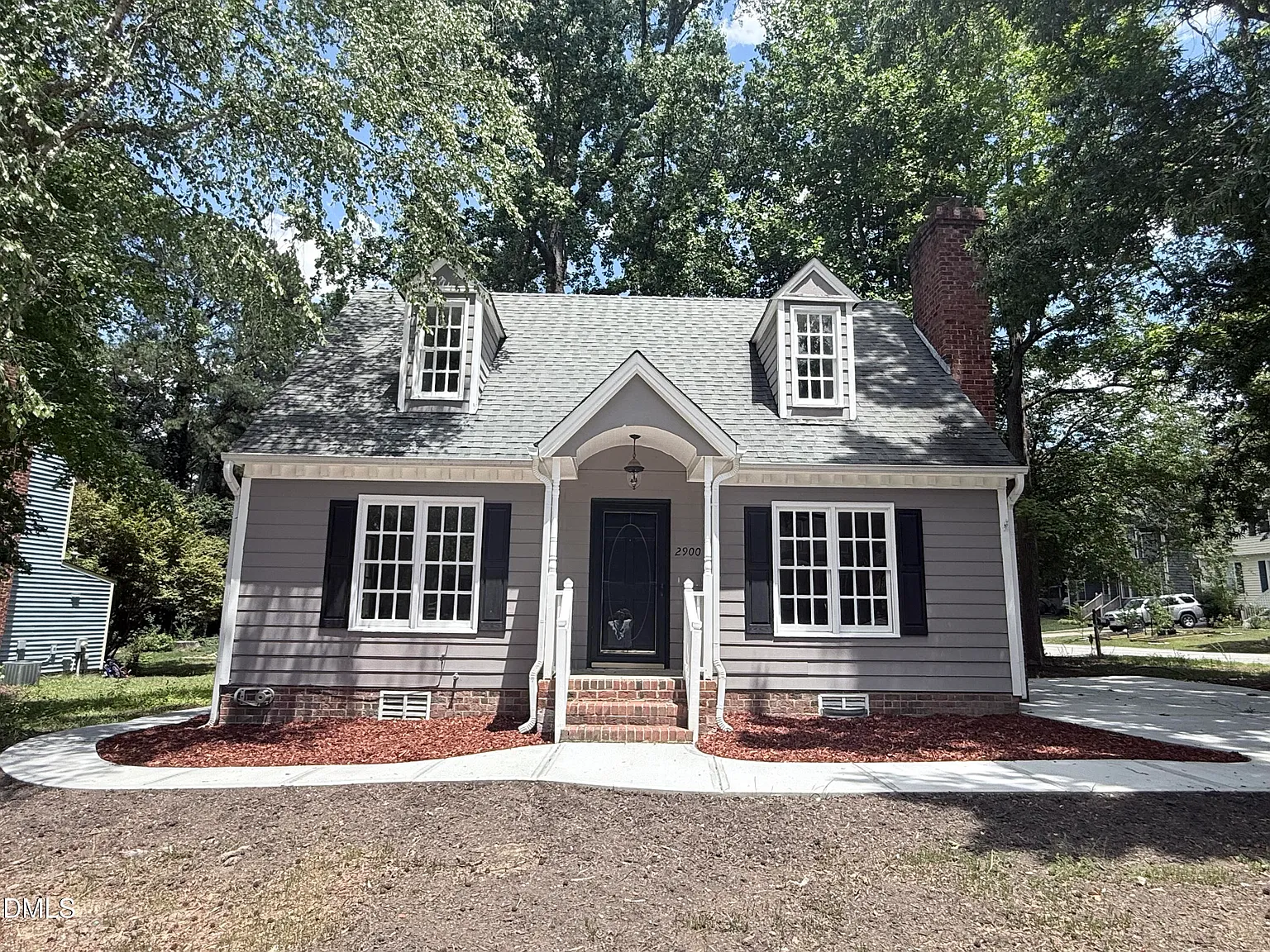 3 bed, 2.0 bath, $2,450 — Photo 2