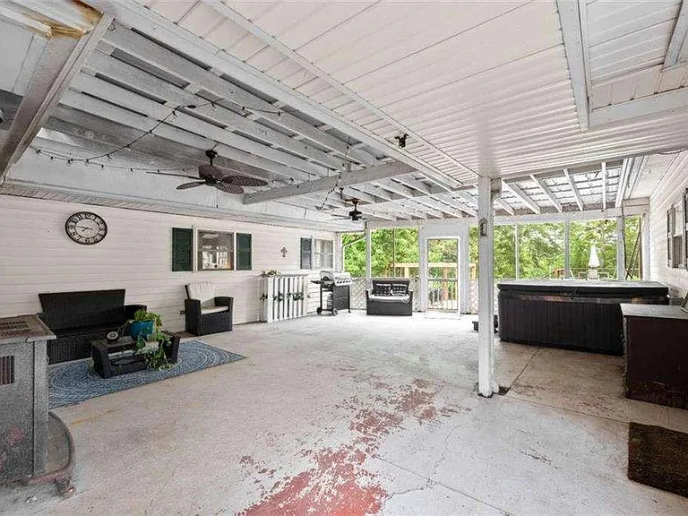 2110 Prather Bridge Rd — Photo 34