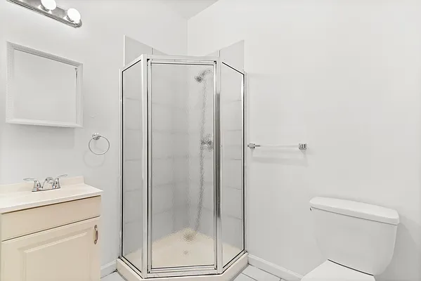 Rented by Corcoran | media 14