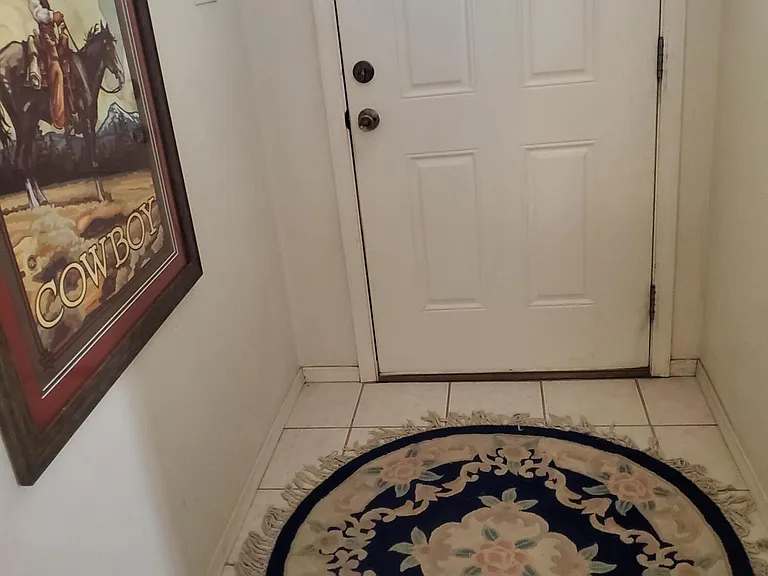 11519 E Morocco Rd NE — Photo 2