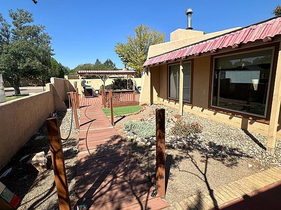 4th image of 31 Paseo Vlg