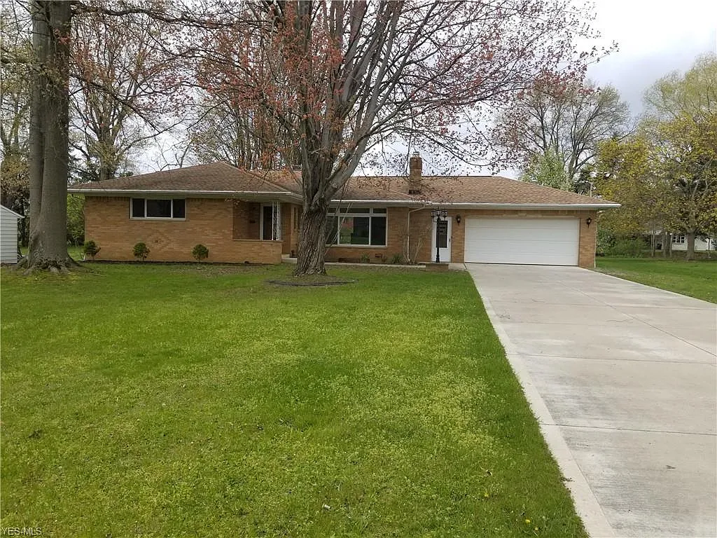 10084 Delsy Dr photo 1