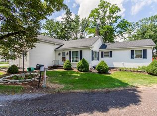 2402 Olmstead Rd, Bloomfield, NY 14469