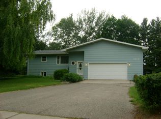 4910 Chestnut St, Grand Forks, ND 58201