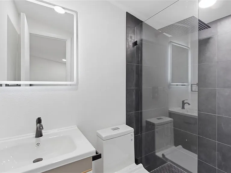6713 S Mascotte St — Photo 23