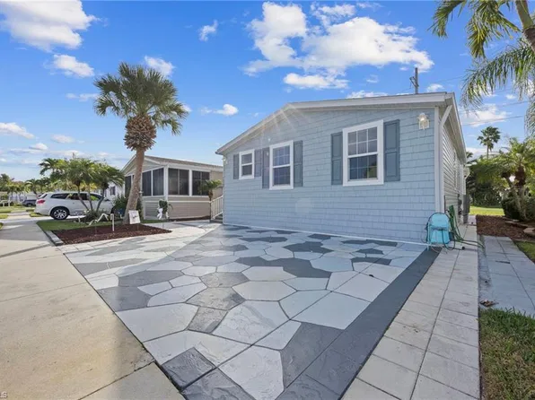 1153 Silver Lakes BLVD, NAPLES, FL 34114