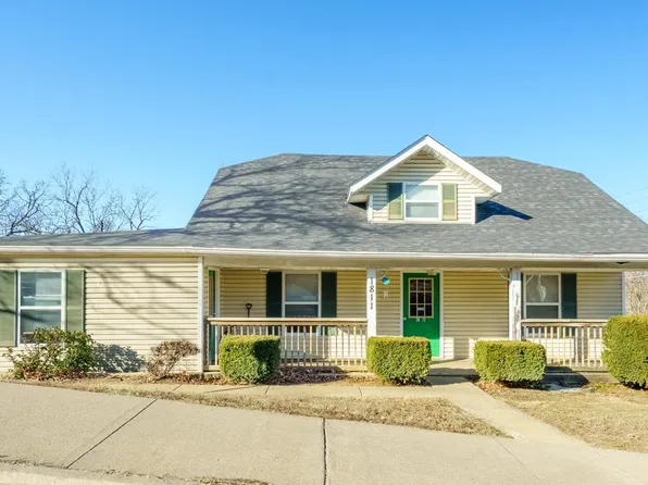 1811 Vichy Rd, Rolla, MO 65401