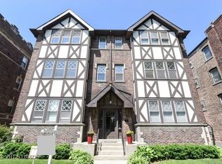 38 S 6th Ave #A1, La Grange, IL 60525