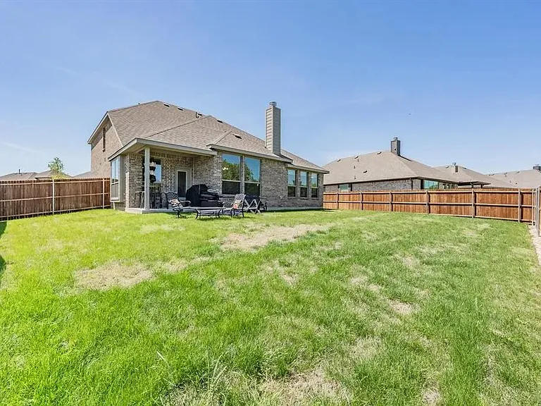 1132 Deer Ridge Dr — Photo 16