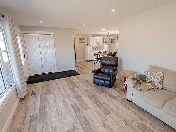 4th image of 70444 SW Range Rd #106