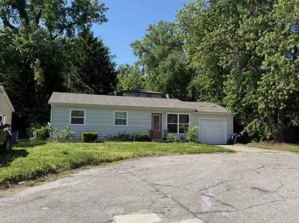 1418 Hillcrest Ter, Neosho, MO 64850