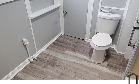 3rd image of 8915 Union Ave