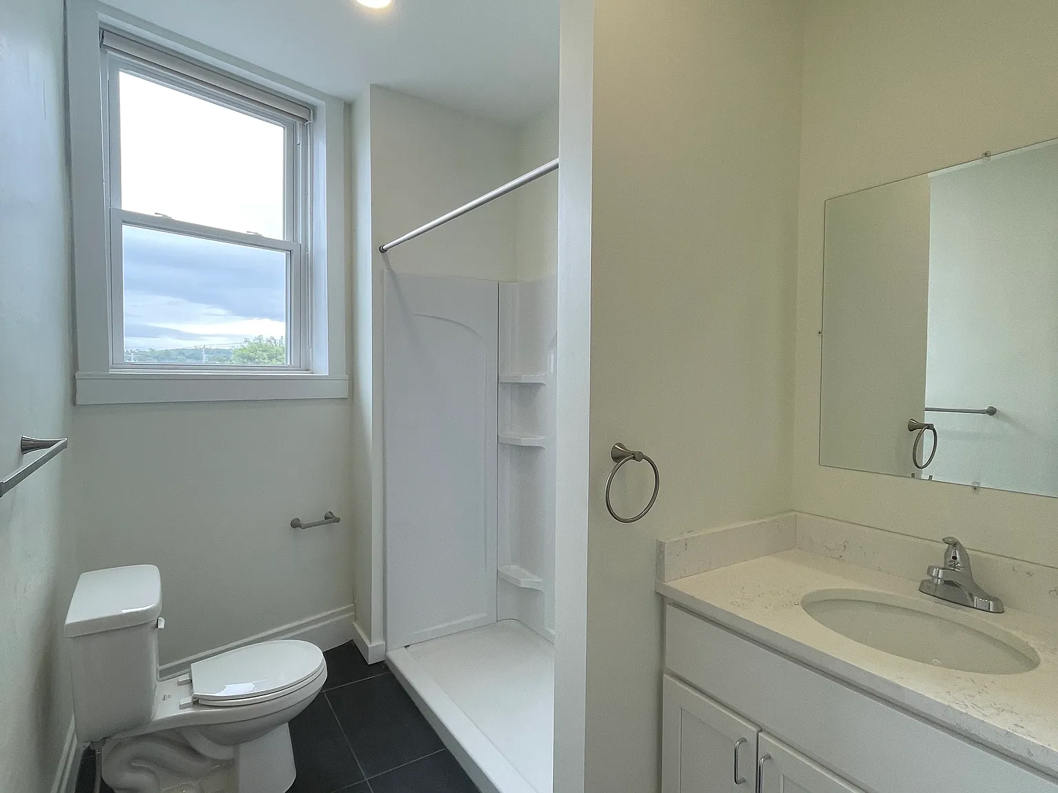 62 Genesee Lofts — Photo 3