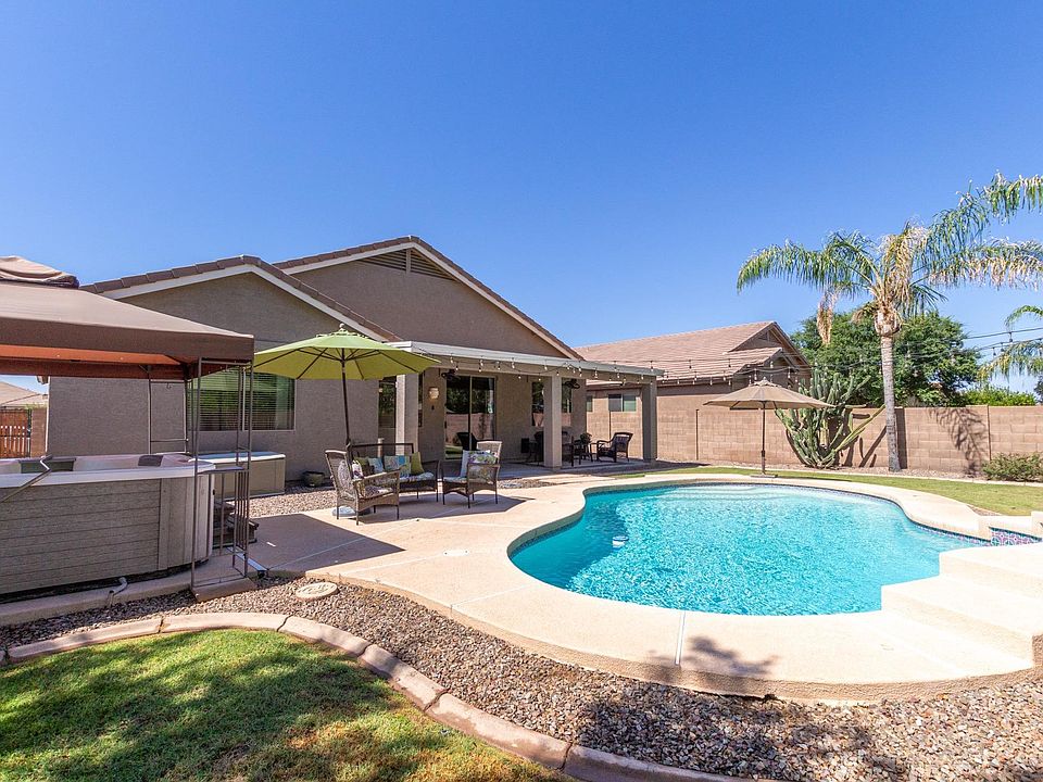 1st image of 3166 E Kingbird Pl