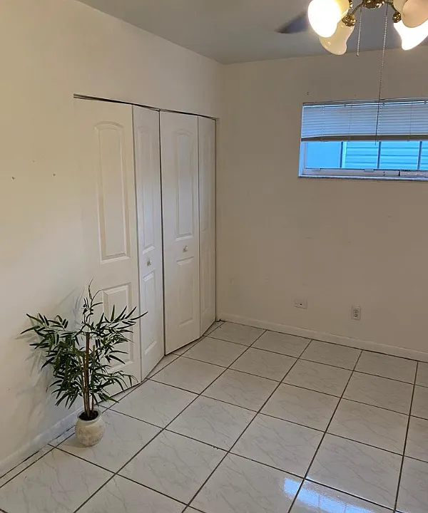 17201 NW 53rd Ave