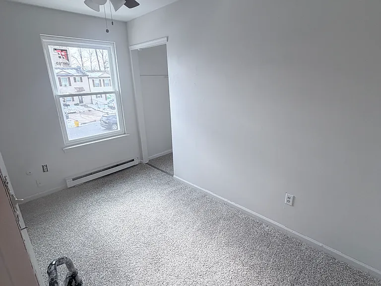 131 Hampshire Rd — Photo 6