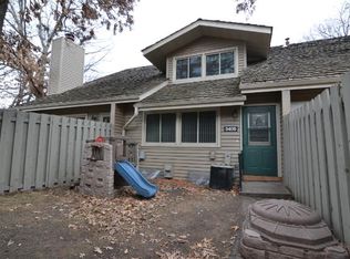 5405 W Brenner Pass NE, Fridley, MN 55432