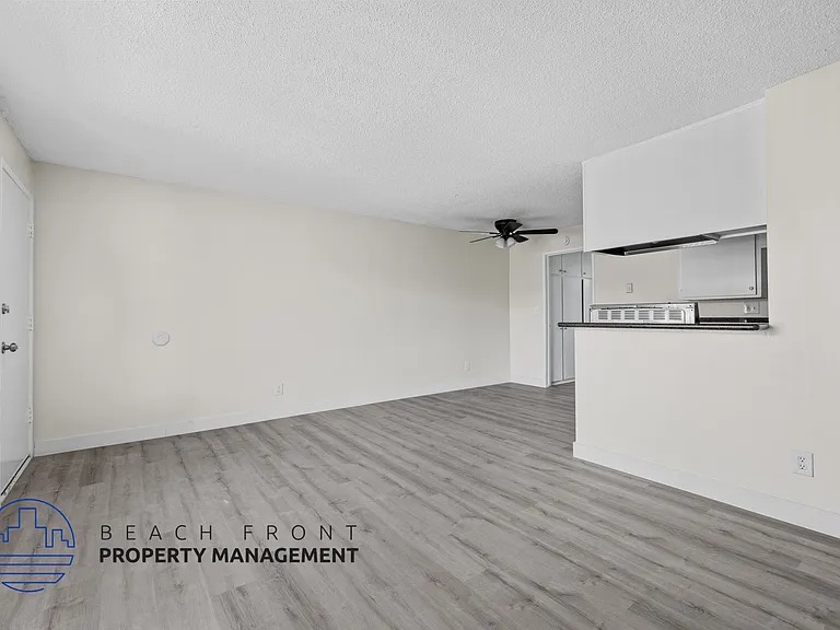 2040 E Florida St — Photo 7