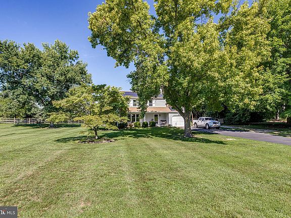 5th image of 1092 Mullica Hill Rd