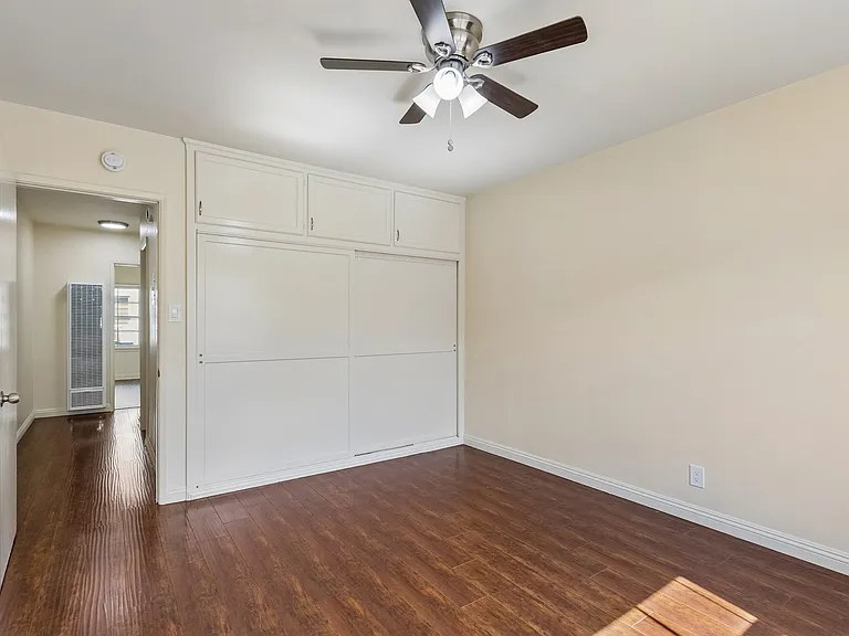 1325 E Wilson Ave #3 — Photo 17